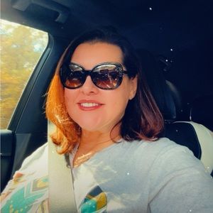 Meet your Posher, Tamra